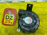 Мотор охлаждения батареи Toyota Aqua/Prius C 2012/Цвет 1F7 G923052010 NHP10/NHP10L/NHP10R 1NZFXE, задний